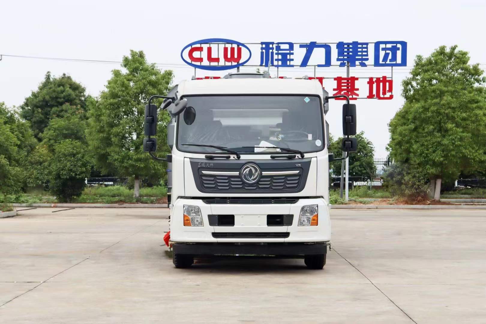 東風(fēng)天錦洗掃車