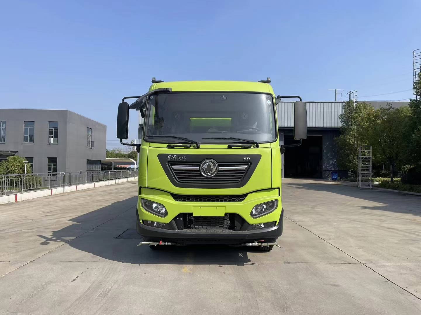 東風(fēng)天錦18T純電動重污染四季清掃車